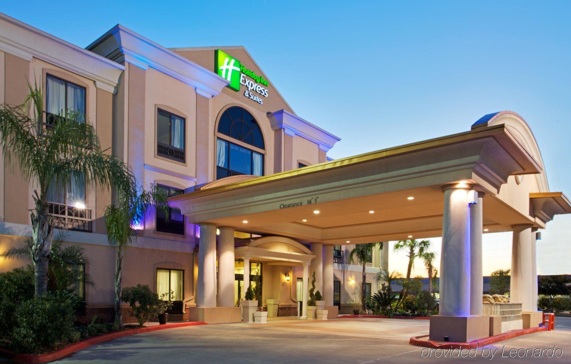 Holiday Inn Express & Suites Houston East By Ihg Exterior foto