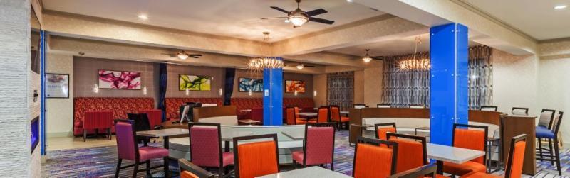 Holiday Inn Express & Suites Houston East By Ihg Exterior foto